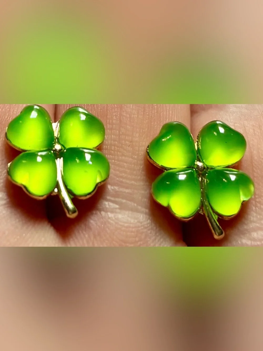 🍀 Green Lucky Four-Leaf Clover Stud Earrings with Gold-Tone - Picture 1 of 6